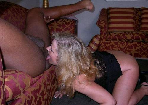 Amateur interracial wife porn: juicy blowjob. 