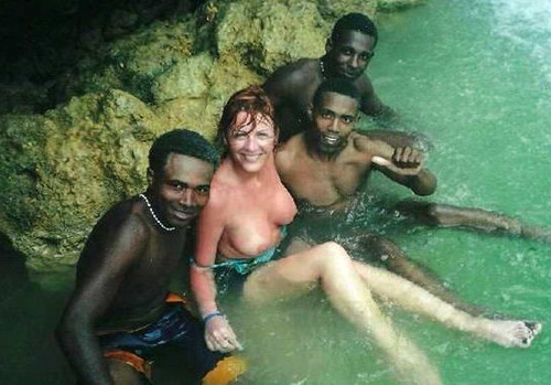 Interracial wives weekend wife 500x349 image Interracial wives weekend