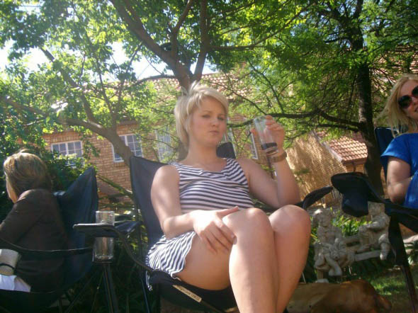 I want my husband to film me full of black