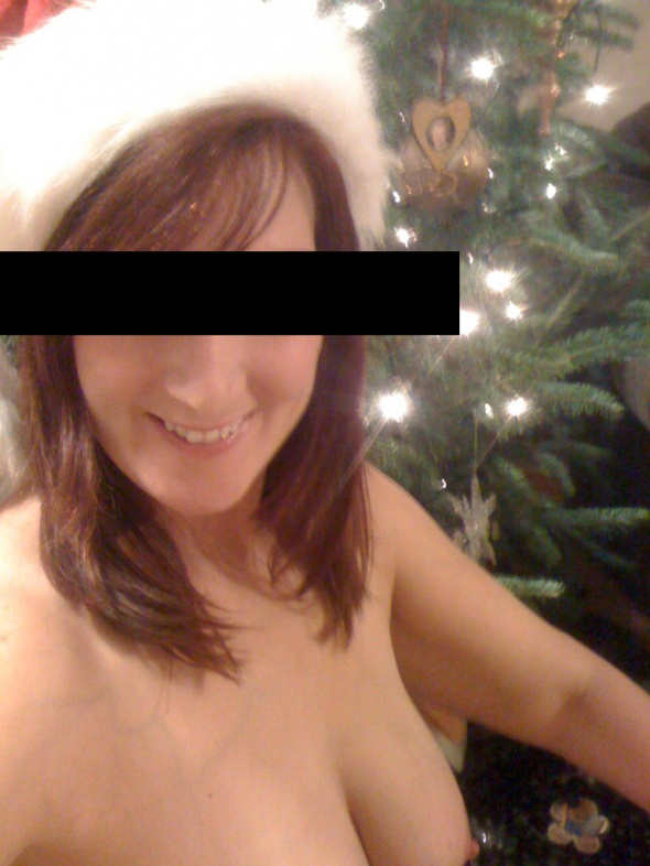 Looking to become a black cock slut