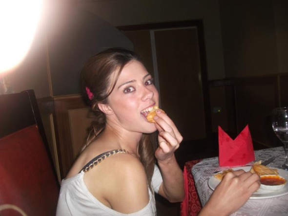 Jenny preparing for black cock