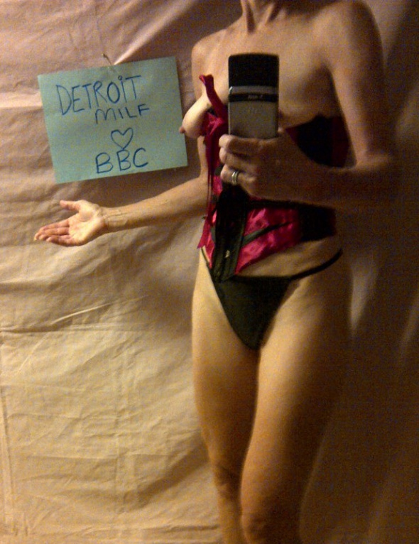 This BBC loving real white MILF loves interracial gangbangs