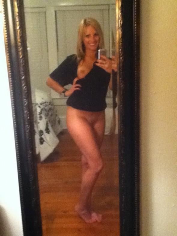 Want some black guys to use my pussy! Want some black guys to use my pussy!