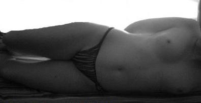 My husband likes me to take black in the UK, and I like it. My husband likes me to take black in the UK, and I like it.