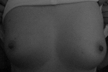 My husband likes me to take black in the UK, and I like it. My husband likes me to take black in the UK, and I like it.