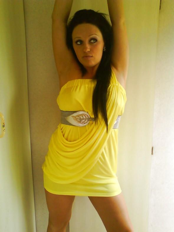 Hot ass GF wanting BBC Hot ass GF wanting BBC