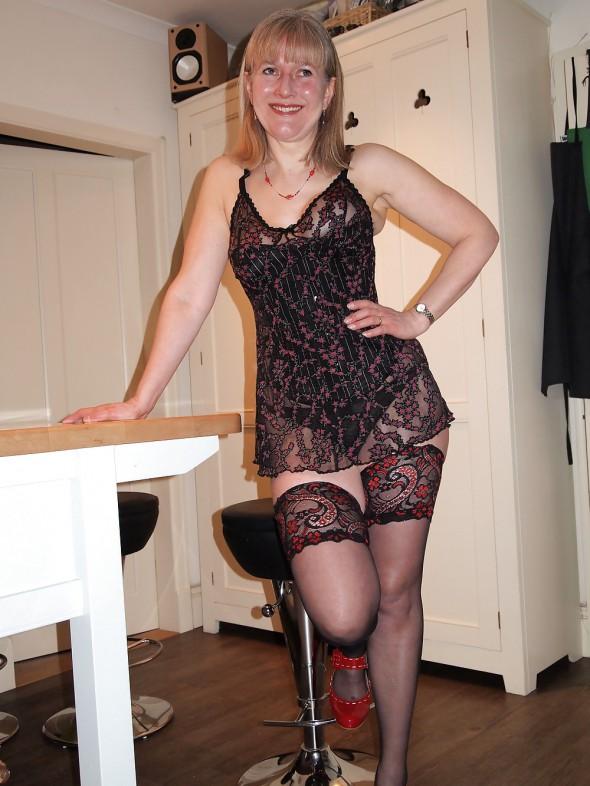 wife for bbc gangfest ??? wife for bbc gangfest ???