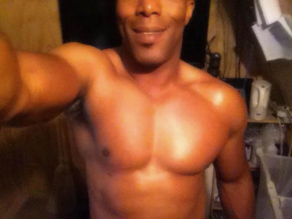 Looking for Gorgeous White or Latina Cuckolds in the Chicago Area