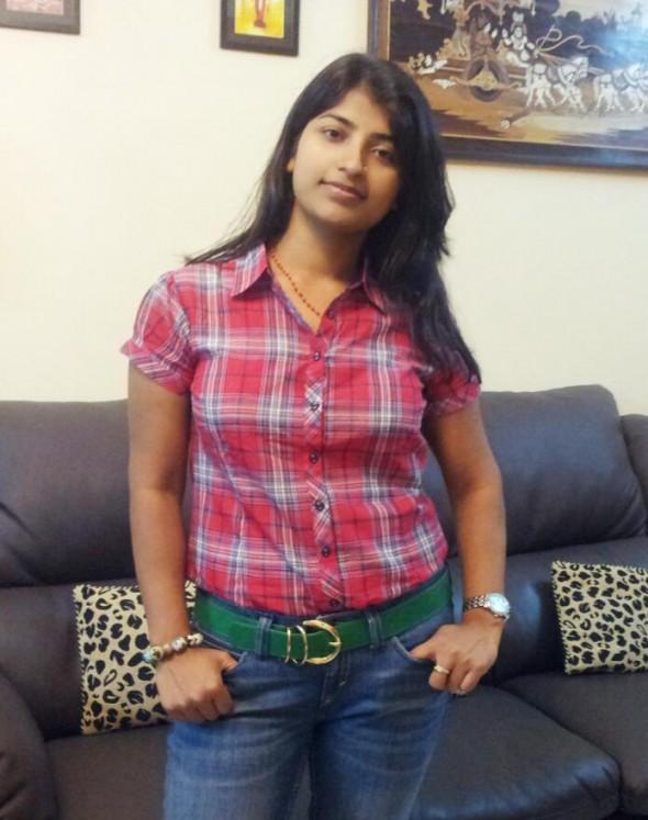 Indian cuckold husband seeks well endowed cock fo his wife...