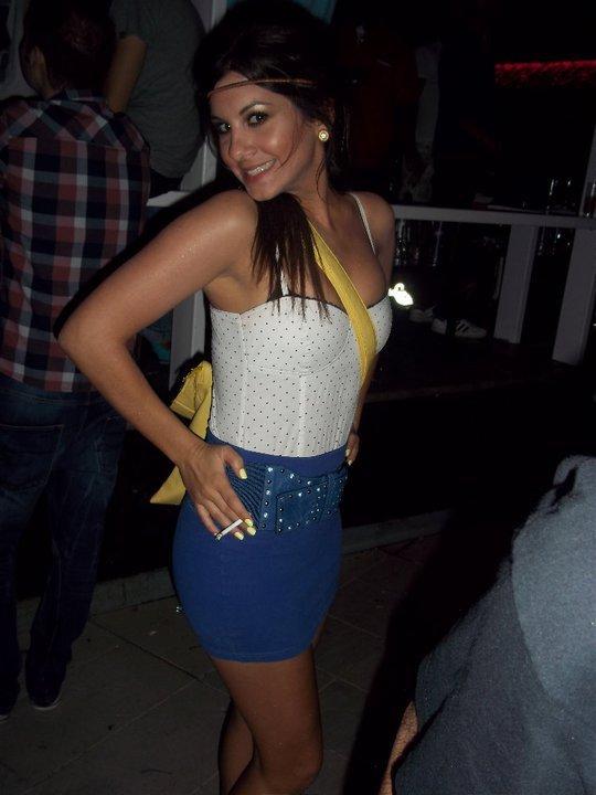 i want to see my sister fucking black cocks.... i want to see my sister fucking black cocks....