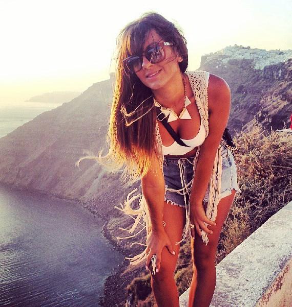 i want to see my sister fucking black cocks.... i want to see my sister fucking black cocks....