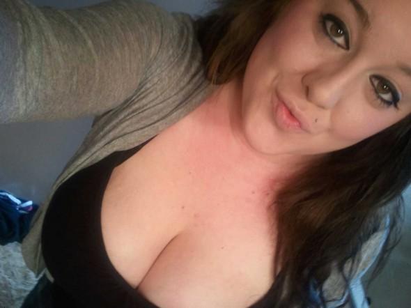 can anybody help me photo shop my girl with bbc? can anybody help me photo shop my girl with bbc?