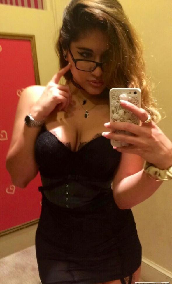 Latina looking for my first bbc!!! Latina looking for my first bbc!!!