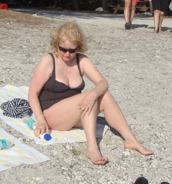 Donna - Hubby would like her to experience BBC in New Hampshire