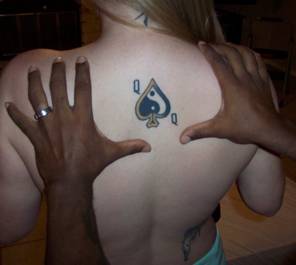 Harmoni says hello to Black to White