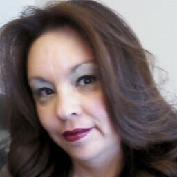 Fine Mexicana looking for a MAN