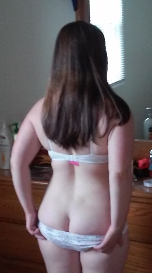 Hot White Girlfriend With A Round Ass (More)