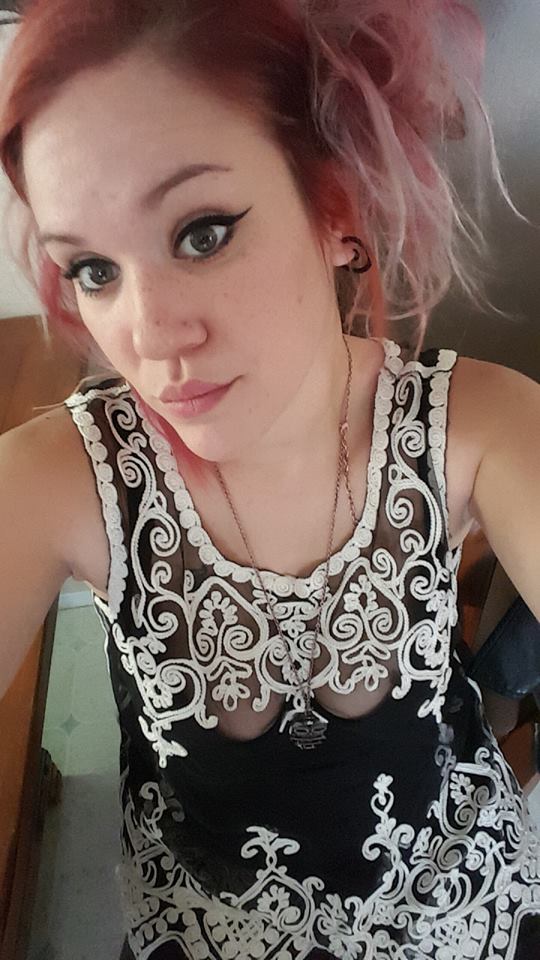 anyone wanna photoshop for nudes of my pawg anyone wanna photoshop for nudes of my pawg