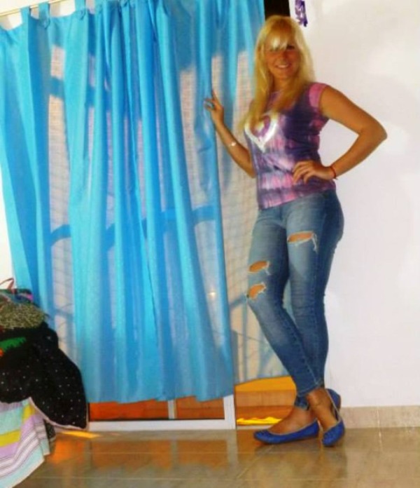 SLUT BLONDE ADDICTED TO BBC