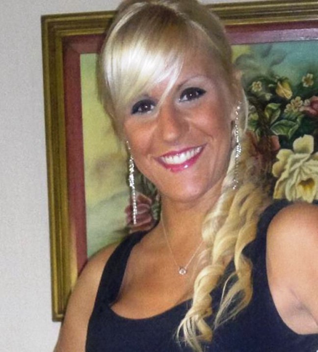 SLUT BLONDE ADDICTED TO BBC